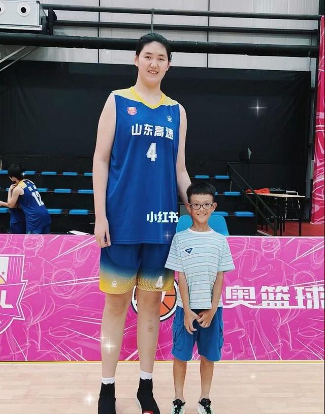 张子宇去打WNBA是什么水平？详解她的优缺点的简单介绍