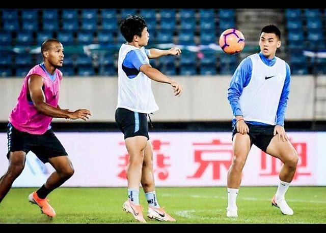 “前国脚”杨善平：如今无球可踢，混迹预备队，中甲球队都不要(脚手架密目网挂内还是外)