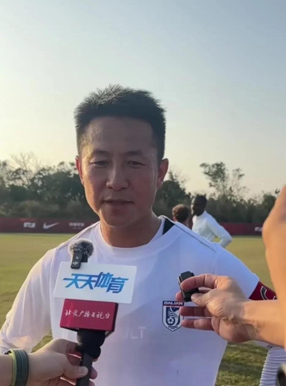开云体育-1-0！国安反超申花、蓉城登顶不可怕，可怕的是塞蒂恩的赛后发言(国安球迷是什么梗)