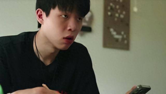 吃饱&睡好&不打游戏都做到了吗？杨瀚森：游戏还是玩了2把(杨瀚森身高)