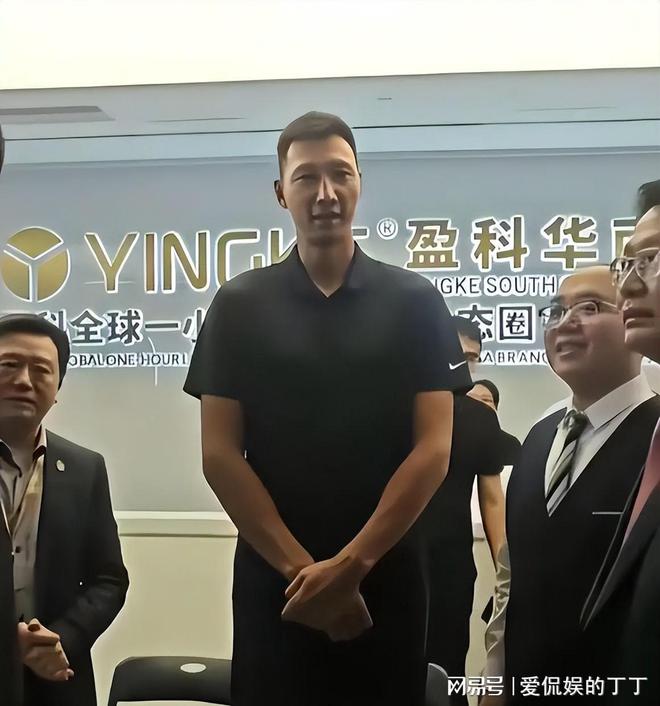 力挺阿联！杨毅：易建联的事谁给定性了？谁说有罪？网友审判什么(易建联妻子荆灵简介)