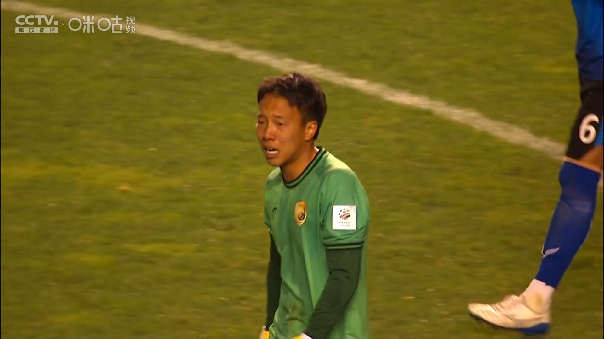 开云体育-足协杯-阿齐兹传射戴维森建功西海岸2-0大连鲲城晋级8强(足协杯最新战况)