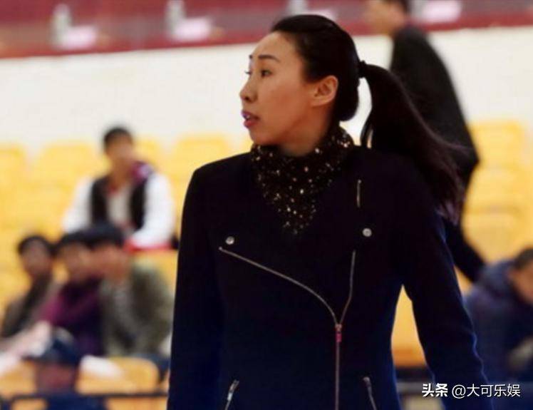 关于苗立杰成第四位入选FIBA名人堂的中国球员的信息