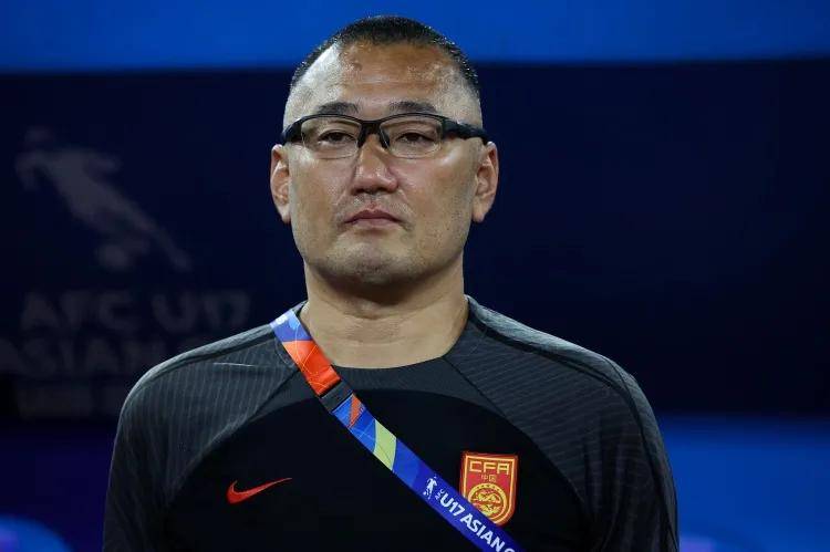 反转！国足主帅定外教，U19新星涌现，宋凯：东亚杯为2030铺路(u16国足有希望吗)